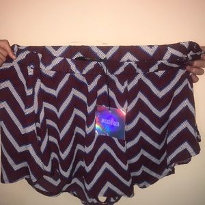 Missguided Chevron Shorts